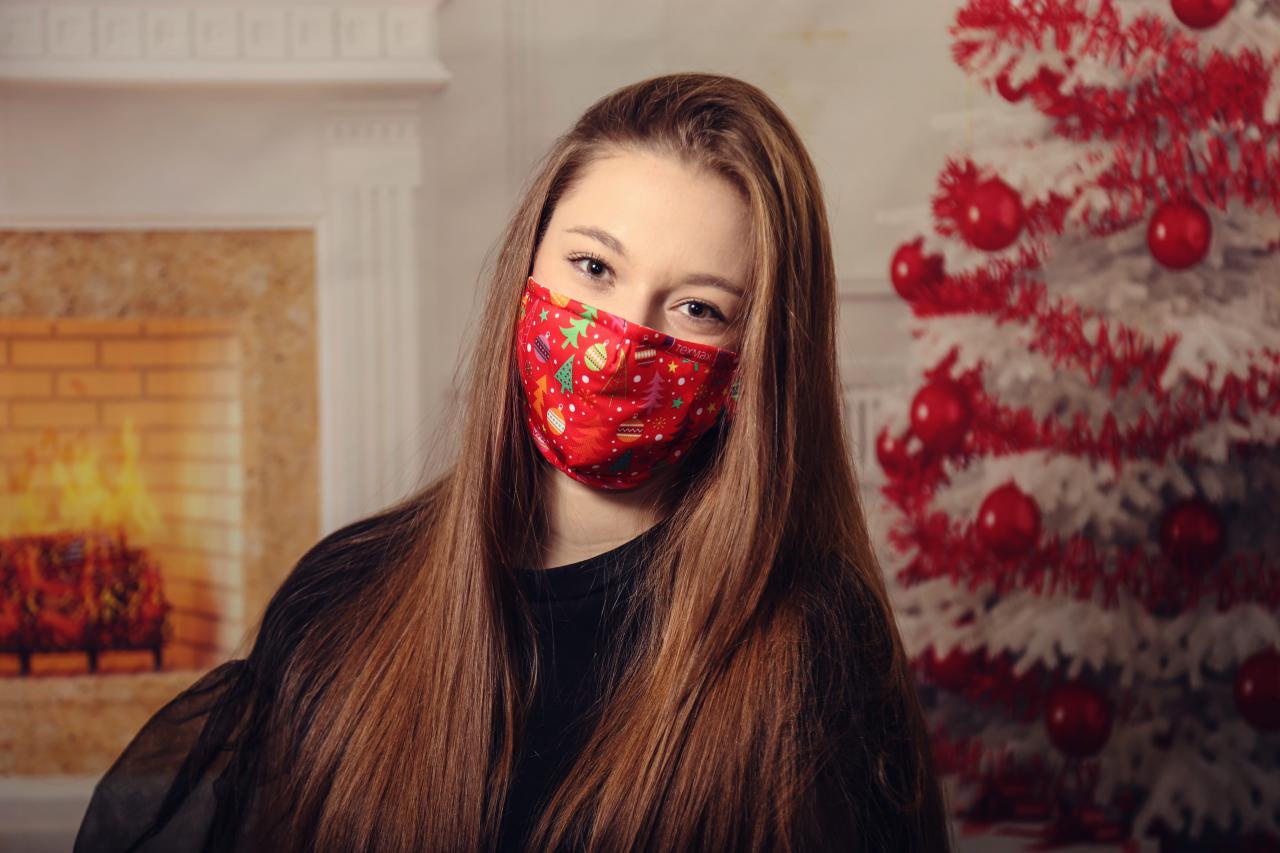 Christmas Tree Red Adults Face Mask